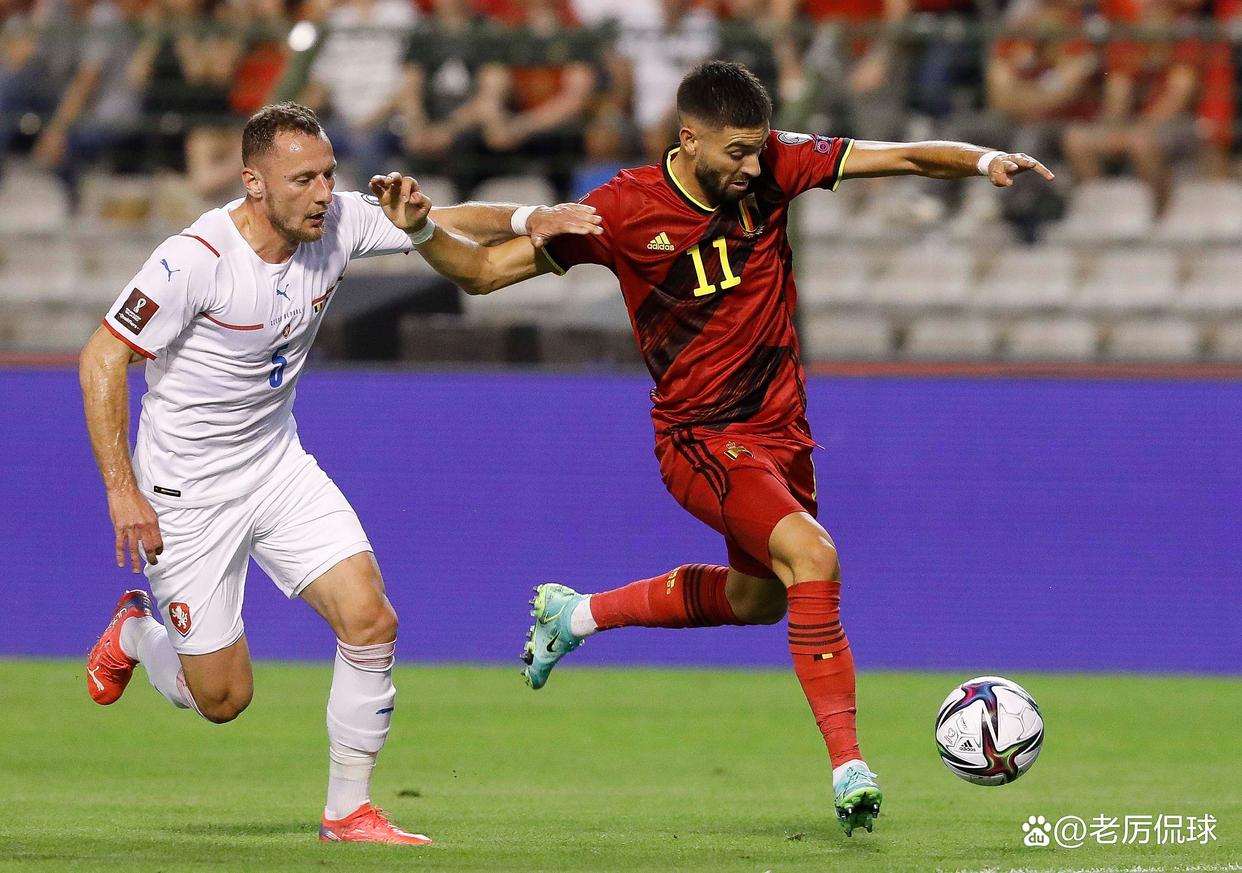 九游网址 -包含欧冠倒计时,瓦伦西亚清晨外线爆发,细节引发关注,引发热议,身体对抗强度拉满的词条